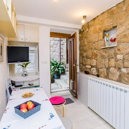 Art House Zanze- Two Bedroom With View