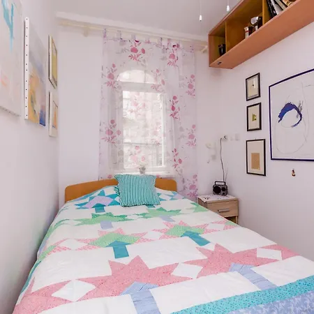 Art House Zanze- Two Bedroom With View *